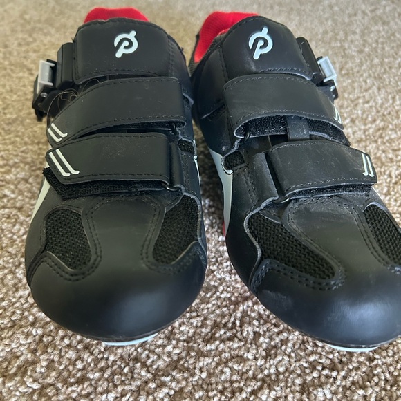 Peloton Black and White Athletic Shoes - Picture 4 of 4